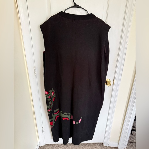 Dressed in Lala Big Reputation Oversized Knit Maxi Dress in Snake - Picture 5 of 6